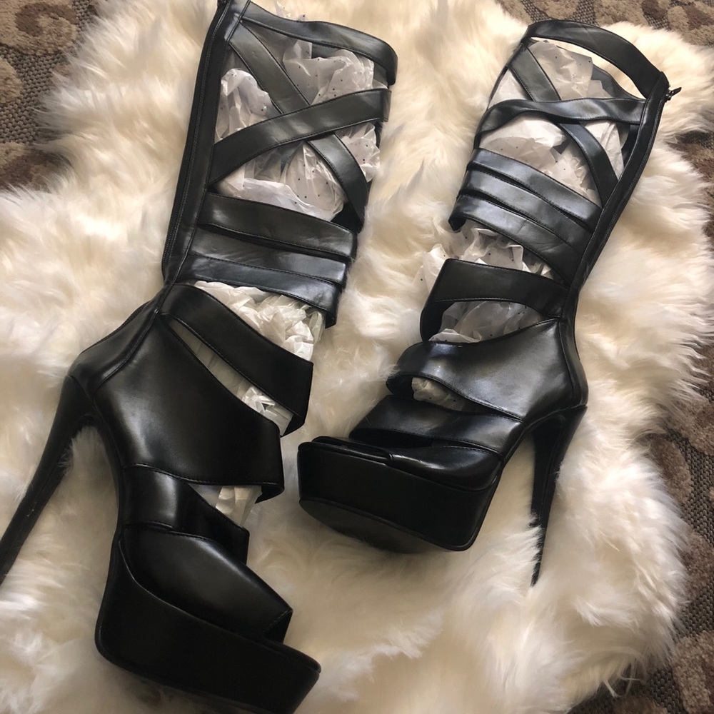 Black Knee High Fashion Boots
